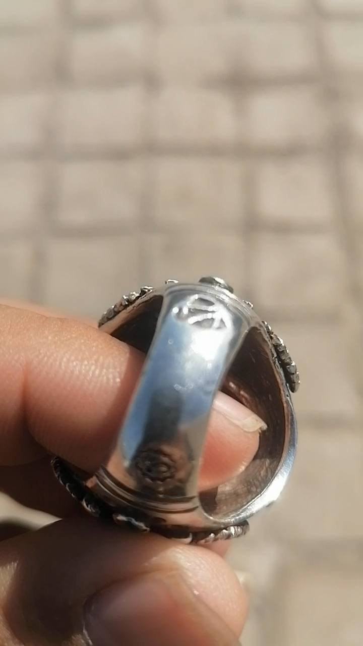 للبيع


**إذا كنت صاحب هذا الإعلان وتريد حذفه لأي سبب، رجاءا أرسل رسالة إلى الدعم الفني**