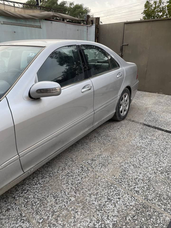 سلام عليكم مرسيدس غواصه 2002 للبيع مواصفاته فول  معروفه ماعده فتحه وسياره باسمي تحويل ثاني يوم مكاني بغداد ***********

C320
V6
