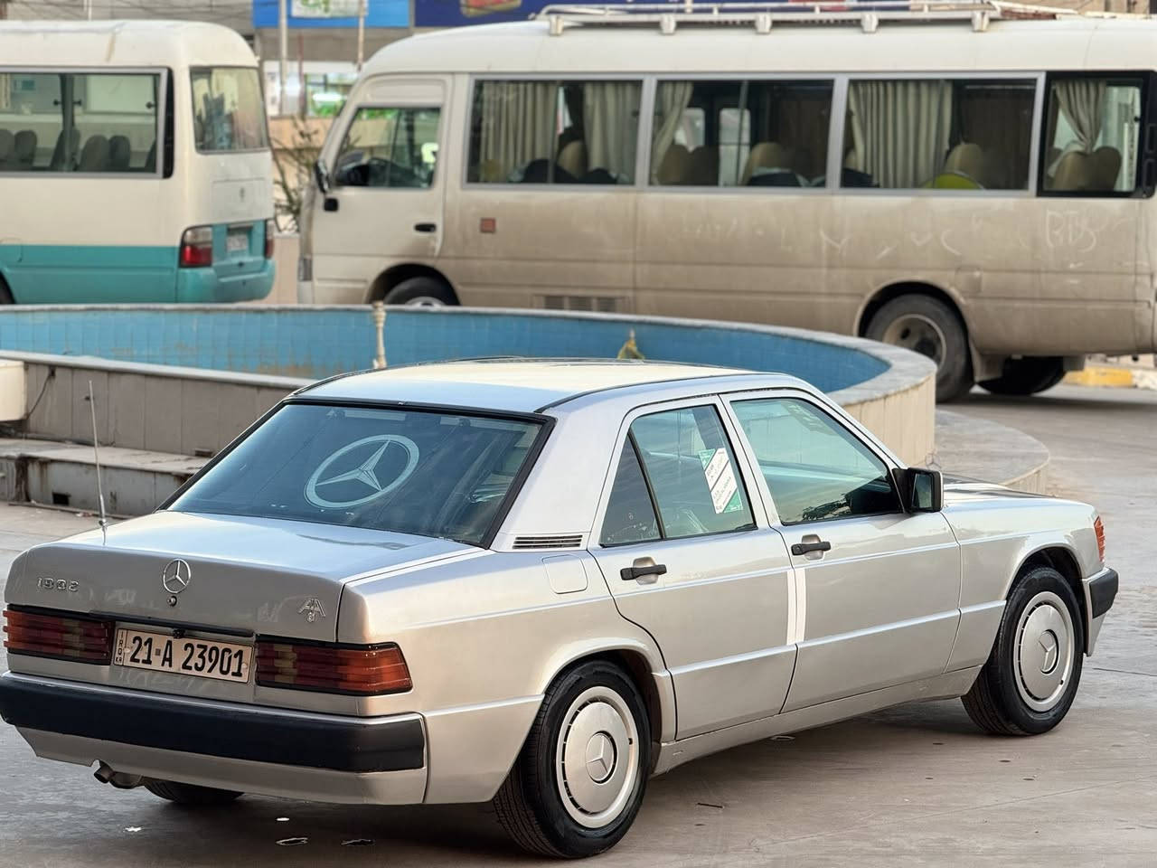 للبيع مارسدس 190طيارين موديل 1993كير محرك محور ياباني ونجي تبريد شغال رقم سليمانيه سنويه لحد 2029بسمنا سياره صبغ عام للجمالي بدون خياس قواعد دبلات سليمه بي طخه خفيفة من كدام سعر 58بي مجال
***********مكان سياره كركوك
