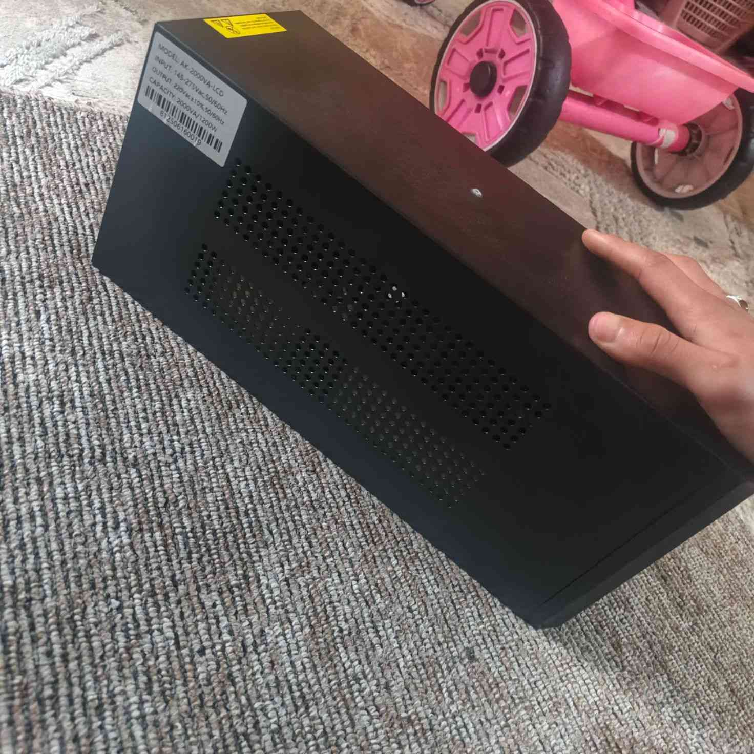 السلام عليكم يوبي اس 2000 فولت مال اجهزه كبيره مصارله سبوع من اخذته جان عندي اكس بوكس سريس اكس وبعته وبقه هذا اليوبي اس سعره ١٠٠ الف مكاني دوره للاستفسار ***********
