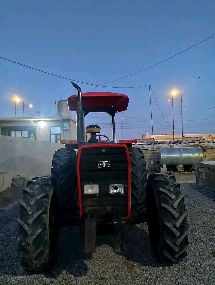 السلام عليكم ورحمة الله وبركاته 
يوجد تركتر ايراني فوركسن دبل موديل 2014
تواير اربعه جدد 
اگسن گير محرك باور شرط 
مسجل سليمانيه السعر خاص او اتصل وتدلل  
رقم الهاتف/‏‪0780 621 8489‬‏
المكان الشرقاط الساحل الأيسر هيچل
