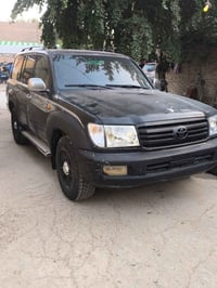 لاندكروز • ٢٠٠٤ • مزاد