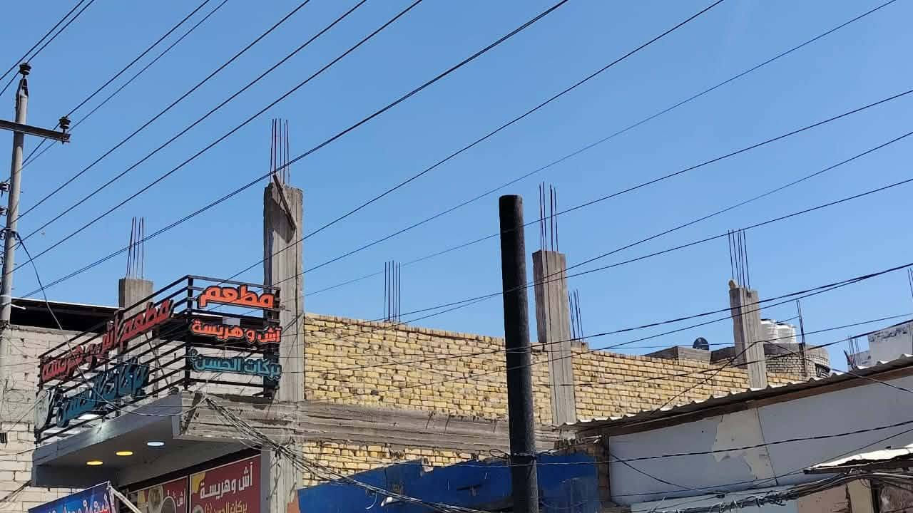 بنايه مساحة 100 متر عسكري گبل بصف مطعم ابو عقيل ومقابيل الحديقه  طابق الاول مأجر أش وهريسه طابق الثاني مصعدين دنگ ومتر ونص طابوگ   الايجار العنده مشروع يكمل بناء وينحسب من الايجار وشگد يريد كم سنه نكتبله عقد وبالخدمه
الايجار السنوي 7500  وبي مجال قليل


**إذا كنت صاحب هذا الإعلان وتريد حذفه لأي سبب، رجاءا أرسل رسالة إلى الدعم الفني**