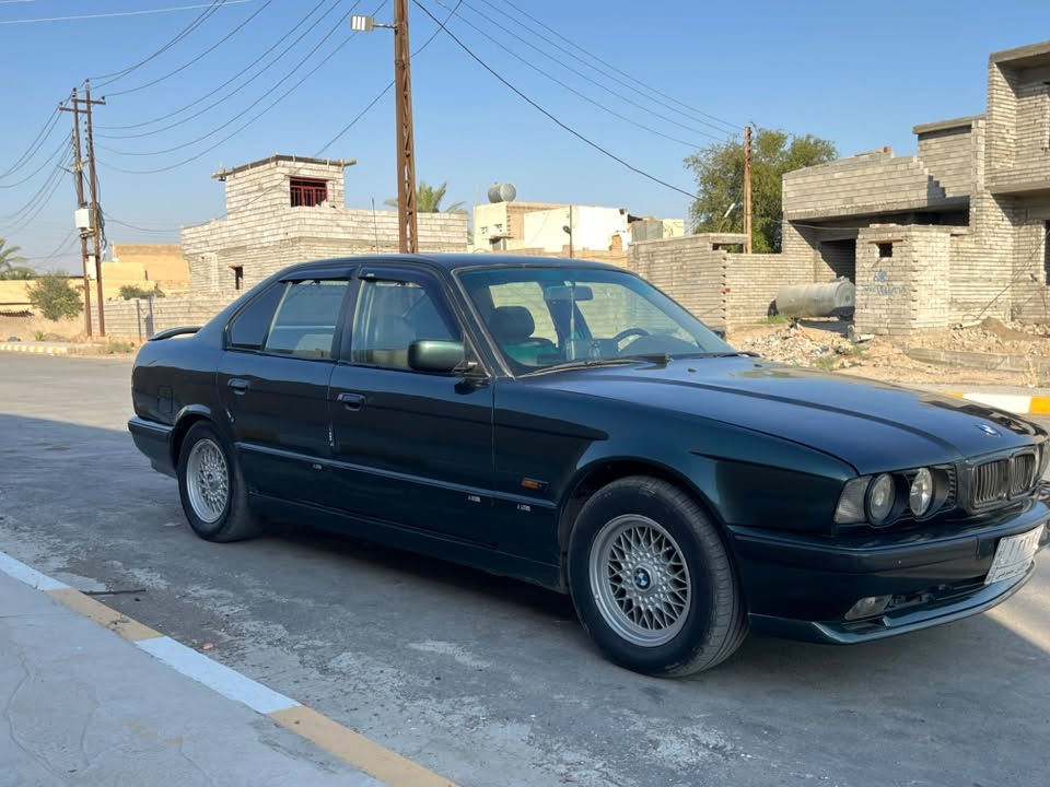 للبيع او المراوس حسب القناعة
BMW 
حجم 525
موديل 1994
محرك مسكر فانوس
 كير جديد اوتو
 صدر جديد 
شاشة
 لايت زنون 
تخم تاير جديد 
الرقم صلاح الدين  
السعر 60
العنوان / سامراء  
الاتصال على الرقم
***********
