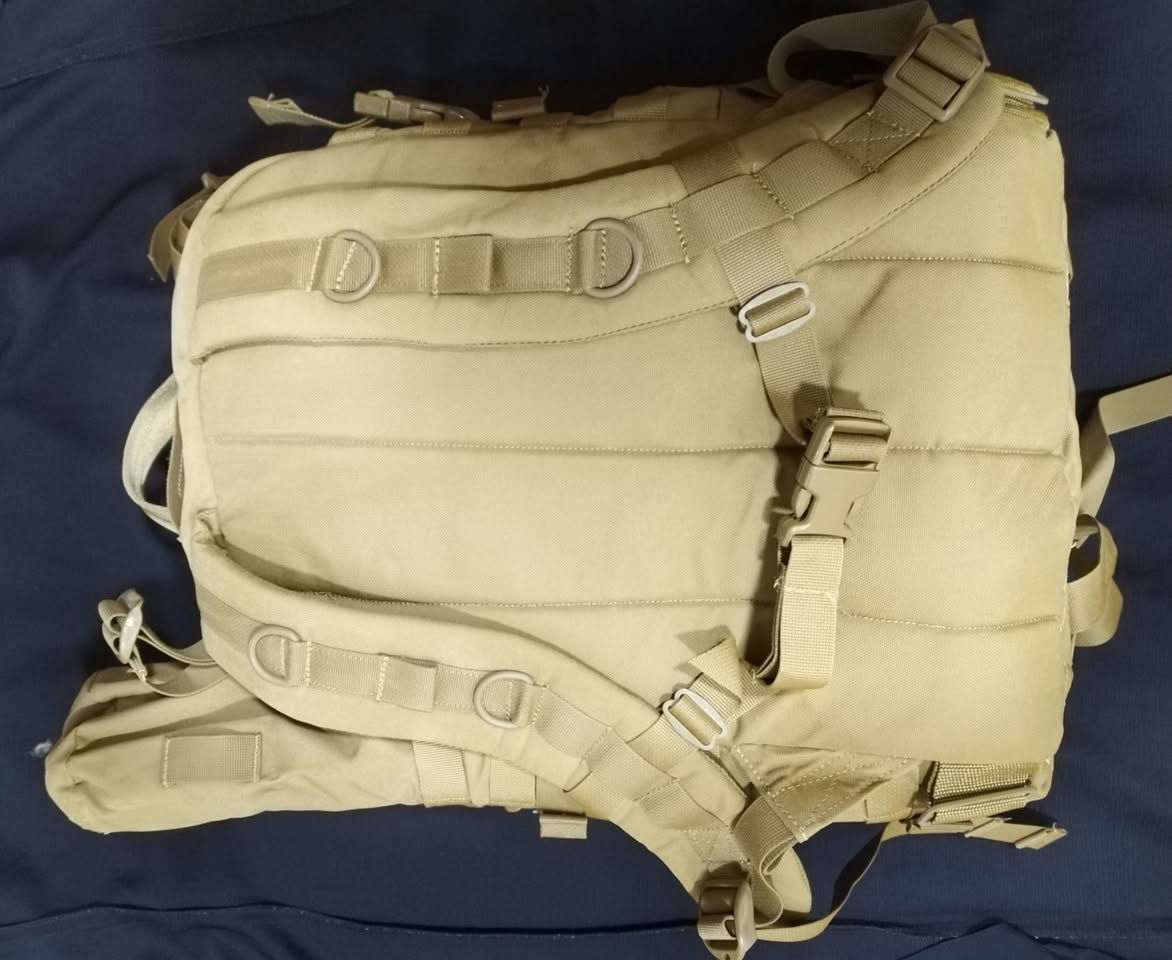 السلام عليكم للمهتمين جنطة مال هندسة تحتوي على ناضور وكاربر ونضارة وكفوف وعدة طبية وبلايسات وشاكوش ودرنفيسات وكترات وبطارية ٩ فولت وواخز وبعد هواية شغلات وركائز وجهاز تفتيش


**إذا كنت صاحب هذا الإعلان وتريد حذفه لأي سبب، رجاءا أرسل رسالة إلى الدعم الفني**