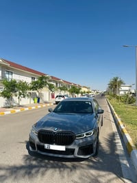 بي ام دبليو 740i • موديل ٢٠٢٢ • ماشيه ٧٠ الف