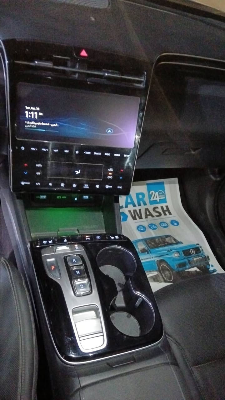 السلام عليكم للبيع
السيــــارة : توسان

الـضرر  :جامرلغ امامي وبنيد

المـــــــوديــــــل :2023 1/1 كوري

لـون الســـــــيارة :نفطي

ألمسافة ألمقطوعة : 

حجـــم المحــرك :1600تيربو 

رقــــم اللوحـــــة :  

الـــــســعــــــــر :180 وبيهة مجال بسيط

———————————————————————

المواصفات 

رادار أمامي 

كروس سرعة

تحديد مسار 

كامرة خلفية وامامية

تحكم أستيرن 

مود درايف 3 أنظمة للقيادة 

___________________________

العنوان: بغداد الفحامة قرب جزيرة بغداد السياحية

للأستفسار الاتصال: ***********
