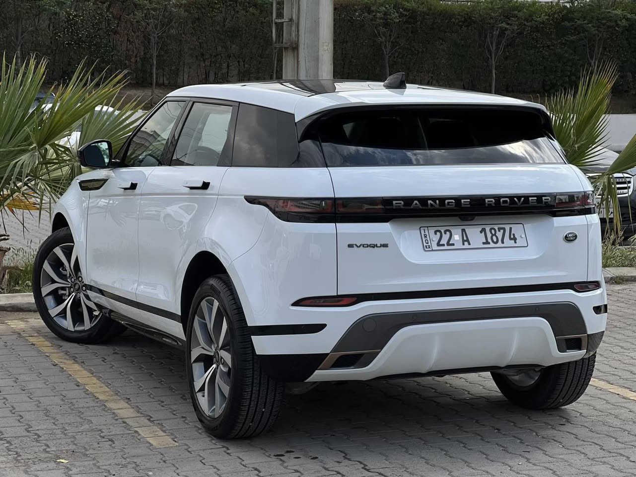 ⁨ ⁨ ⁨ RANGE ROVER EVOQUE P250 R.DYNAMIC

موديل: 2023
وارد: امريكي 
رؤيشتن: 13,000مايل
نرخ: 📱📱
مؤبايل📞: ***********
***********
ناونيشان:هةولير _معرض هاشم للسيارات 
شةقامي ١٠٠م بةرامبةر دائيرةي گمرگ سيارات

HASHM_FOR_CARS___هاشم للسيارات 

موديل: 2023
وارد: امريكي 
ماشي: 13,000مايل
السعر: 📱📱
تلفون📞: ***********
***********
العنوان:اربيل _معرض هاشم للسيارات 
شارع ١٠٠م مقابل دائرة كمرك سيارات 

HASHM_FOR_CARS___هاشم للسيارات⁩⁩⁩
