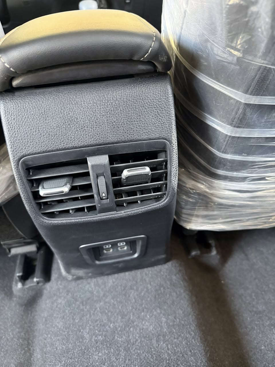 كورولا هايبرد شكل  خليجي رقم بغداد موديل 2025
محرك 1800 هايبرد

شاشة

داخل اسود جلد

سايد بريك اوتوماتيك

اوتو هولد

‏Ev mode

‏Drive mode

عينه الكتروني

السيارة كفالة عامه 

 ماشية 17 الف 

تريد وكالة تريد تحويل كلشي موجود

السعر 157 

مكاني صلاح الدين  : تكريت : العلم

للاستفسار : ***********
