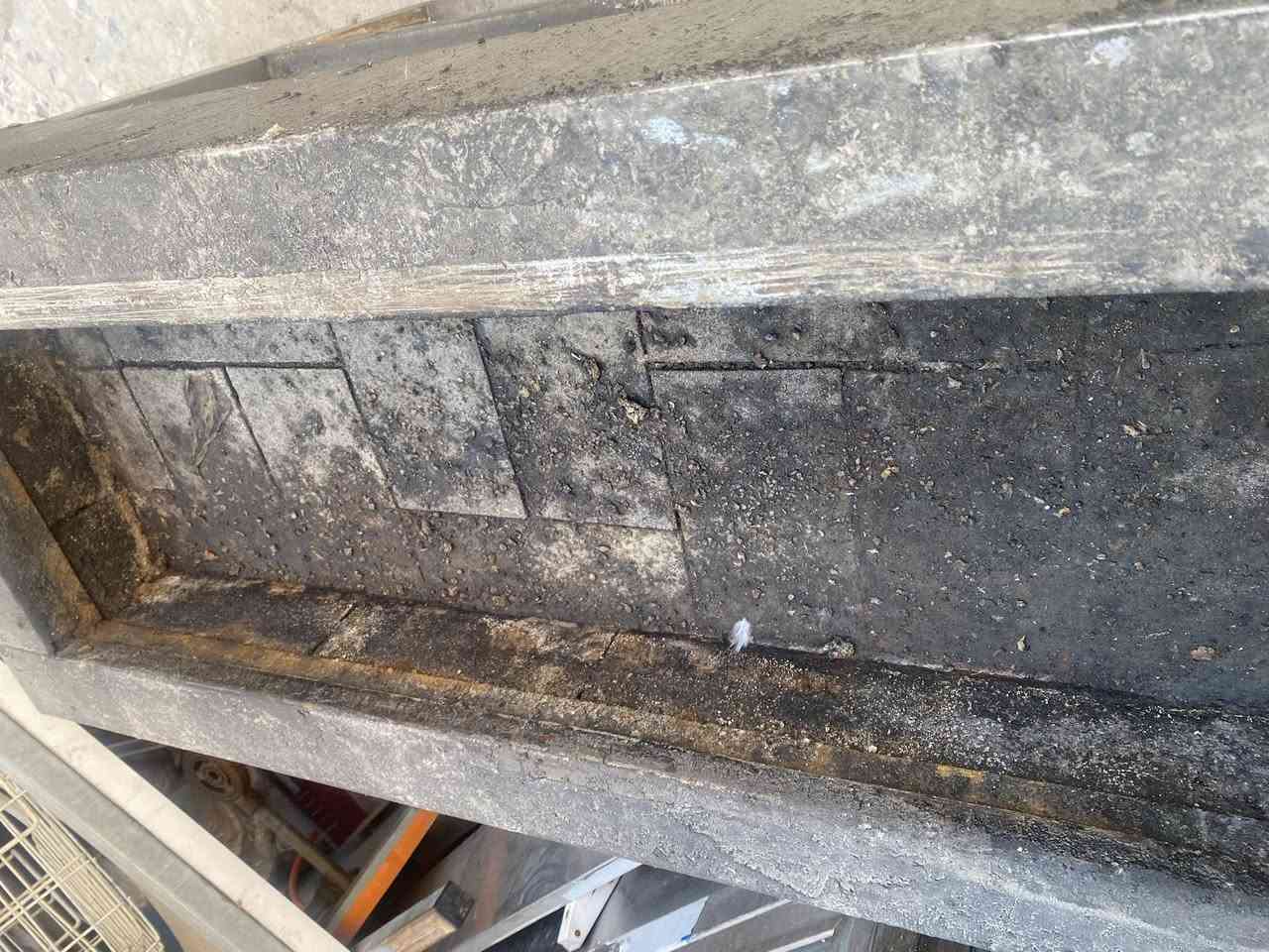 شواية اجنحه وعرايس ستيل نوع ثقيل جدا داخلها حجر السعر 400 عنوان الاعظميه ***********
