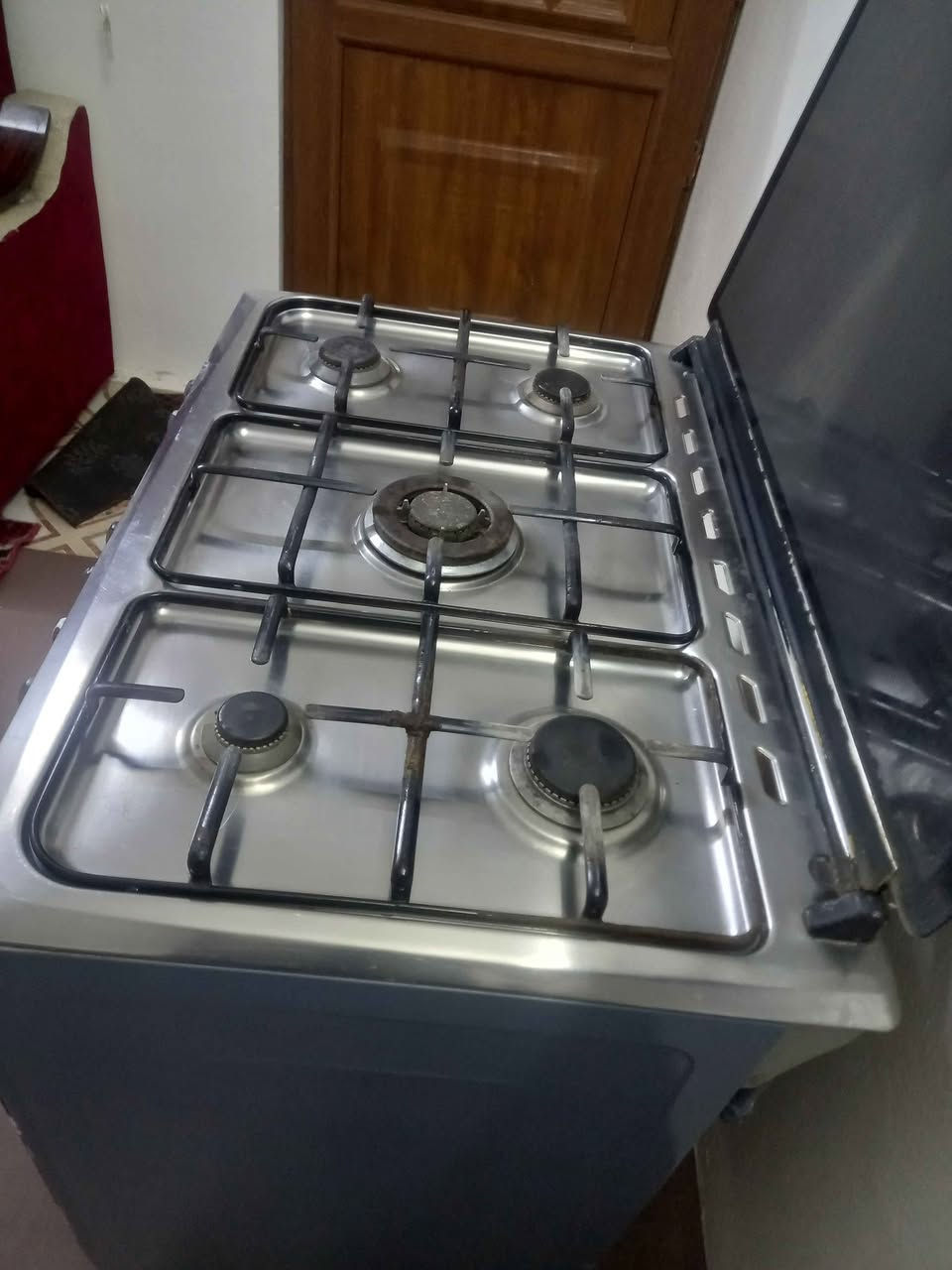 طباخ تركي نظام بوري للبيع شرط الشغل السعر ١٢٥ ألف العنوان موصل شلالات قريه بايبوخت قرب دجلة ستي عالشارع العام *********** *********** يوجد توصيل داخل الموصل أجره عالمشتري موصل, نينوى
