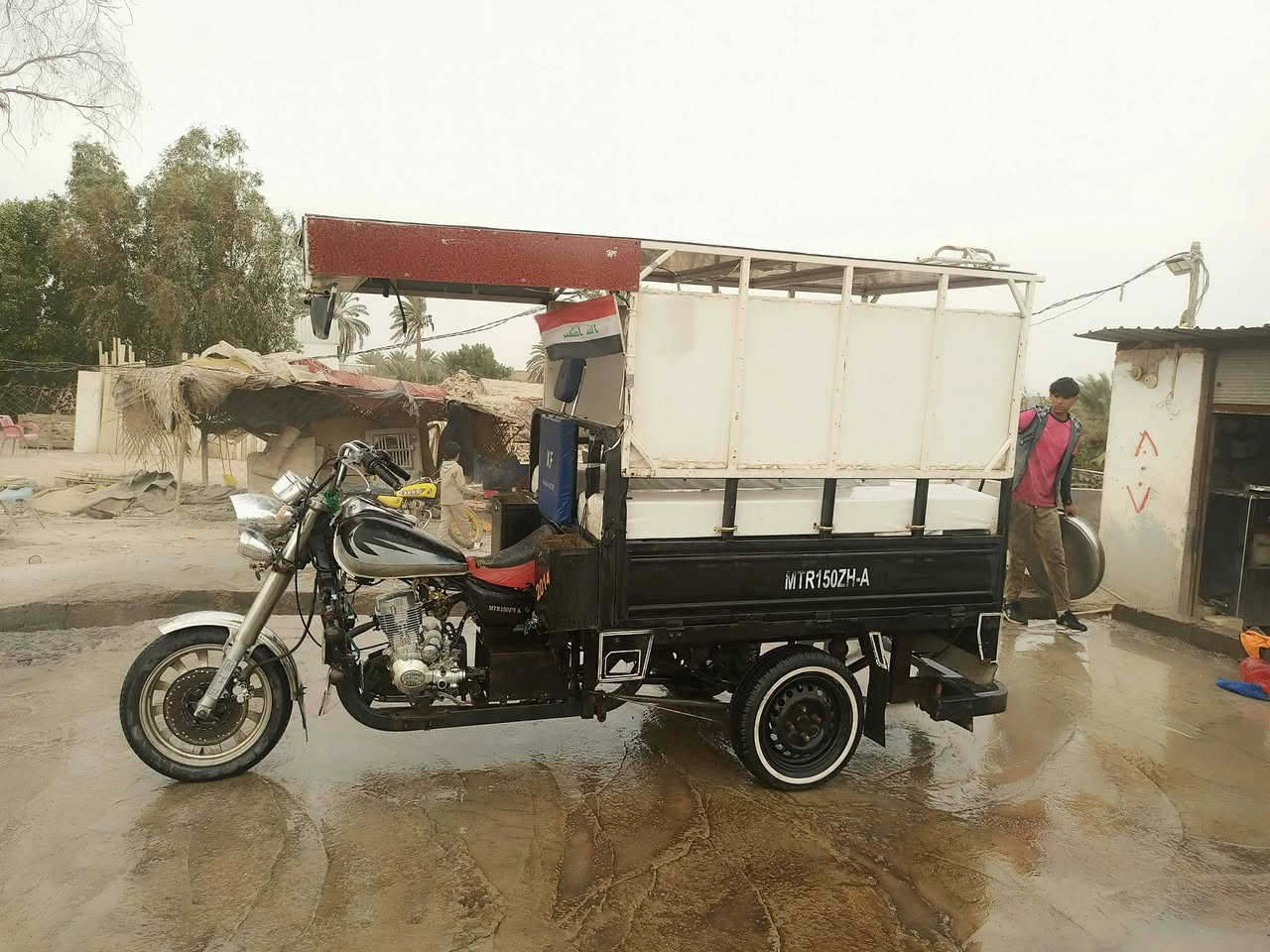 ستوته موديل 2014 رقم الاماني ابيض الصوره هيه تحجي وحده ما ممتواجد ع الفيس ***********
