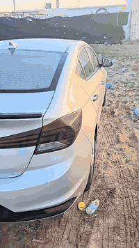 الانترا موديل 2020  السعر 130 وبيهة مجال للناس الطيبه  رقم المثنى معقوين وكالة ابأسمي وبعدله سنه وتصير حره مكاني حلة *********** و ***********
