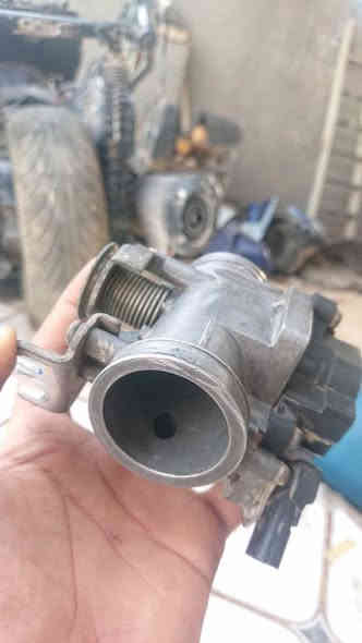 للبيع جويتر مال فورزه صفر 10 مال حاويه شرط الفحص عنوان القرنه الشرش ***********
