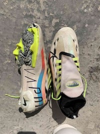 حذاء درجه اوله سعره 125 اليريده يدلل 07706469845