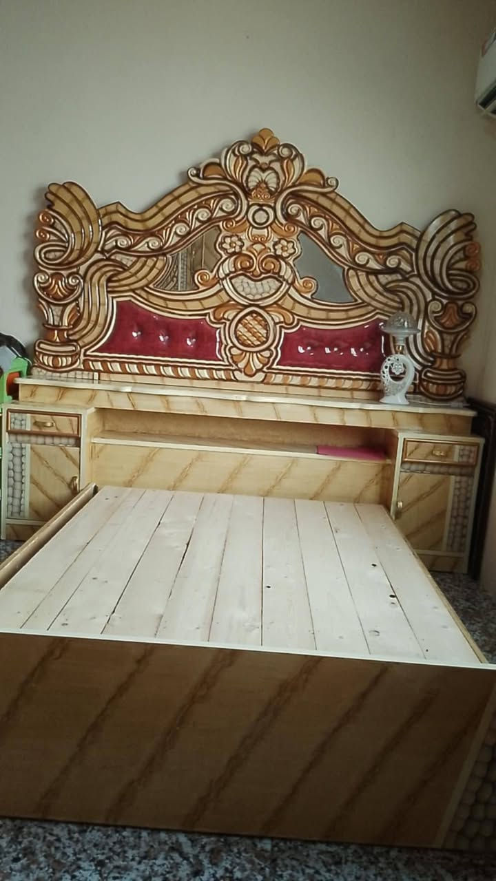 السلام عليكم
غرفه اخشاب للبيع 
للاستفسار 
***********
