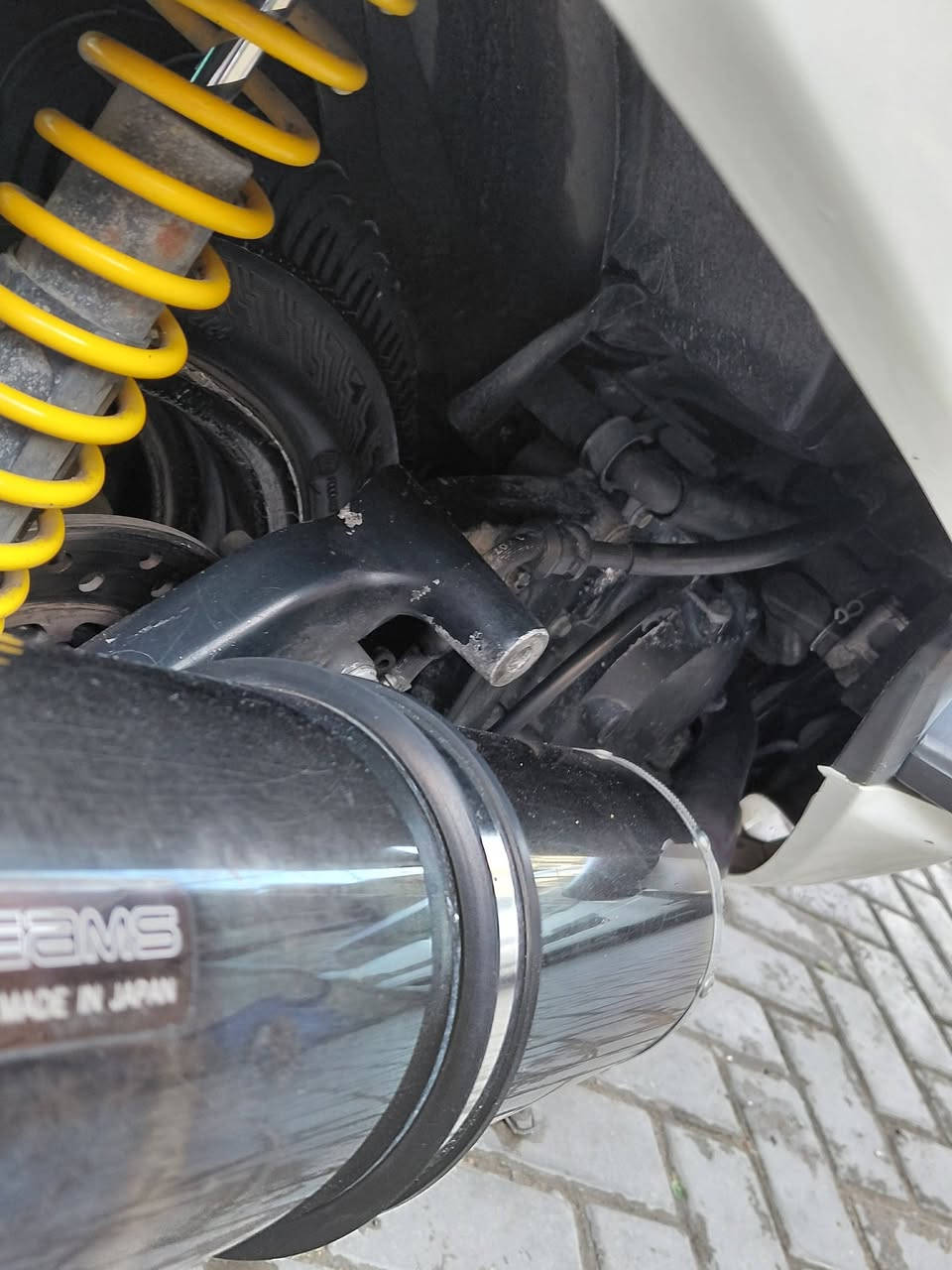 السلام عليكم
Hyundai Forza 08
* كفاله عامه.
* فورزه ٠٨ هيونداي.
* منضومة زنون بلاد عالي ناصي .
* استاند صفح حساس.
* كرستال.
* صلنصه رياضي صوت طرب.
* لون صدفي أبيض.
* تغليف كامل صدفي للحفاض ع الكفر.
* كلوب جنطه.
* 7 كير لكن اني لاغي الكير .
* اليحب يرجعه شغال كفاله.
* كهربائيات كله شغاله.
* ادامه كامله اكلجات امامي خلفي.
* ادامه كامله منضومة بانزين.
* المحرك ع وضع الشركه.
* جيب وياك احسن فيتر.
* ممشه الدراجه (32) حقيقي.
* استاند موبايل شاحن موبايل.
* مري نيكل شرط الوكاله.
* سماعات بلاد شركه.
* ماء زيتي.
* دهن امزويل.
--بغداد مدينة الصدر--
-- السعر 11$--
--الاتصال او المراسله على الرقم--
         👇👇👇👇
       ***********
