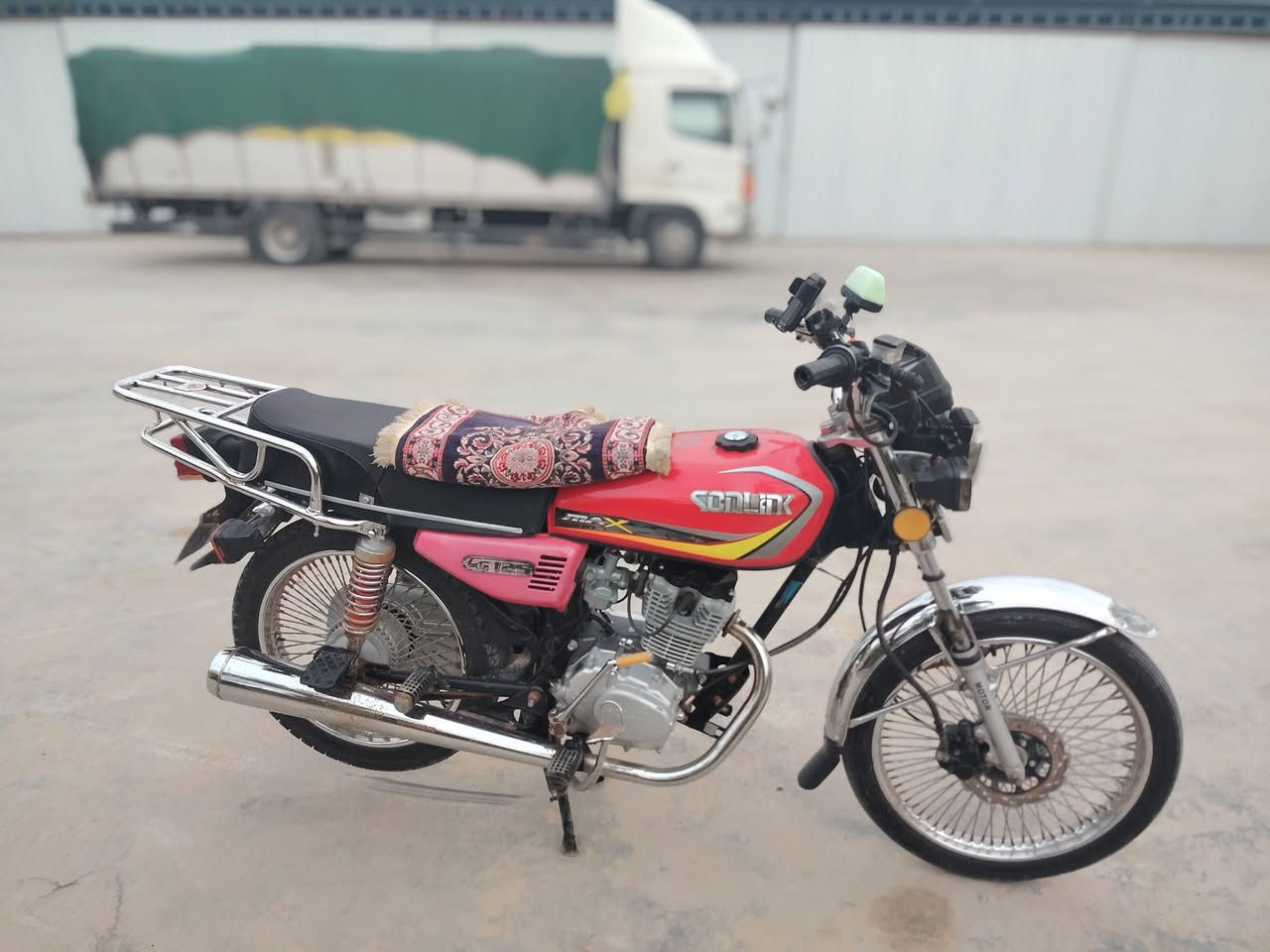 سلام عليكم دراجه البيع موديل 22 وراق كهربايات شغاله محرك مامفتوح 
سعر 550 وبيه مجال رقم ***********
