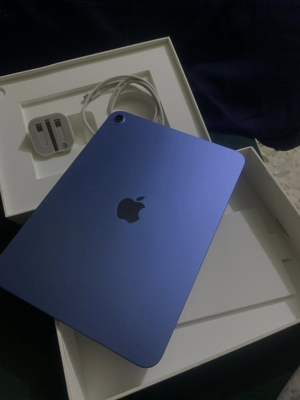 ايباد 11 16A.ايباد ما صالي مده من خذيته بعده بل ضمان بطاريه 100 مشحون 51  اخو الجديد نضافه 100 ذاكره128 
سعره 550 بي مجال قليل الي حاب يراسلني واتساب***********
