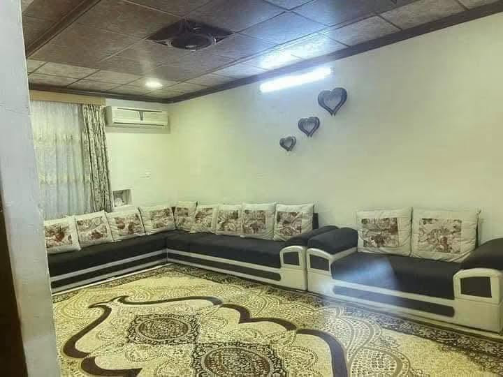 دار للبیع 
مساحة 220 متر
الموقع الحرية 
قرب سوك 
الموقع مميز 
سعر65 مليون وبي مجال 
استفسار
***********
