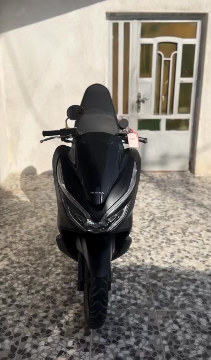 سلام عليكم درجة Pcx مكفولة كفالة عامة ***********عنون البلديات
