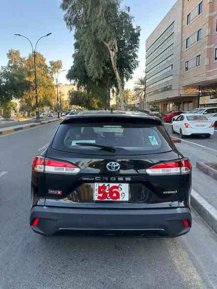 تحيه طيبه السلام عليكم
تويوتا كورلا كروس  الموديل : 2023
فول خليجي ساز أصل 
حجم المحرك : 1800 هايبرد بانزين
فول مواصفات
بصمة تشغيل و ابواب
فتحت سقف 
رادر امامي خلفي جانبي
شاشة كبيرة
شاحن واير لس
شاشة ابل كار
هاند بريك كهرباء
تحكم ستيرن جهتين
فور ويل awd
نظام mode drive 
نظام hole
مانع انزلاق
مخارج tip c 
ماشيه 18 ألف 
رقم بغداد باسمي تحويل مباشرة 
20  ألف يعني 200 ورقة بي مجال 
أي استفسار رقم صاحب السيارة 
***********
مكان بغداد كاظميه
