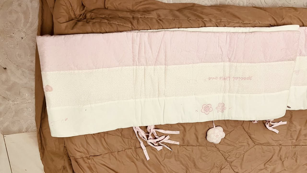 اغراض اطفال للبيع


**إذا كنت صاحب هذا الإعلان وتريد حذفه لأي سبب، رجاءا أرسل رسالة إلى الدعم الفني**