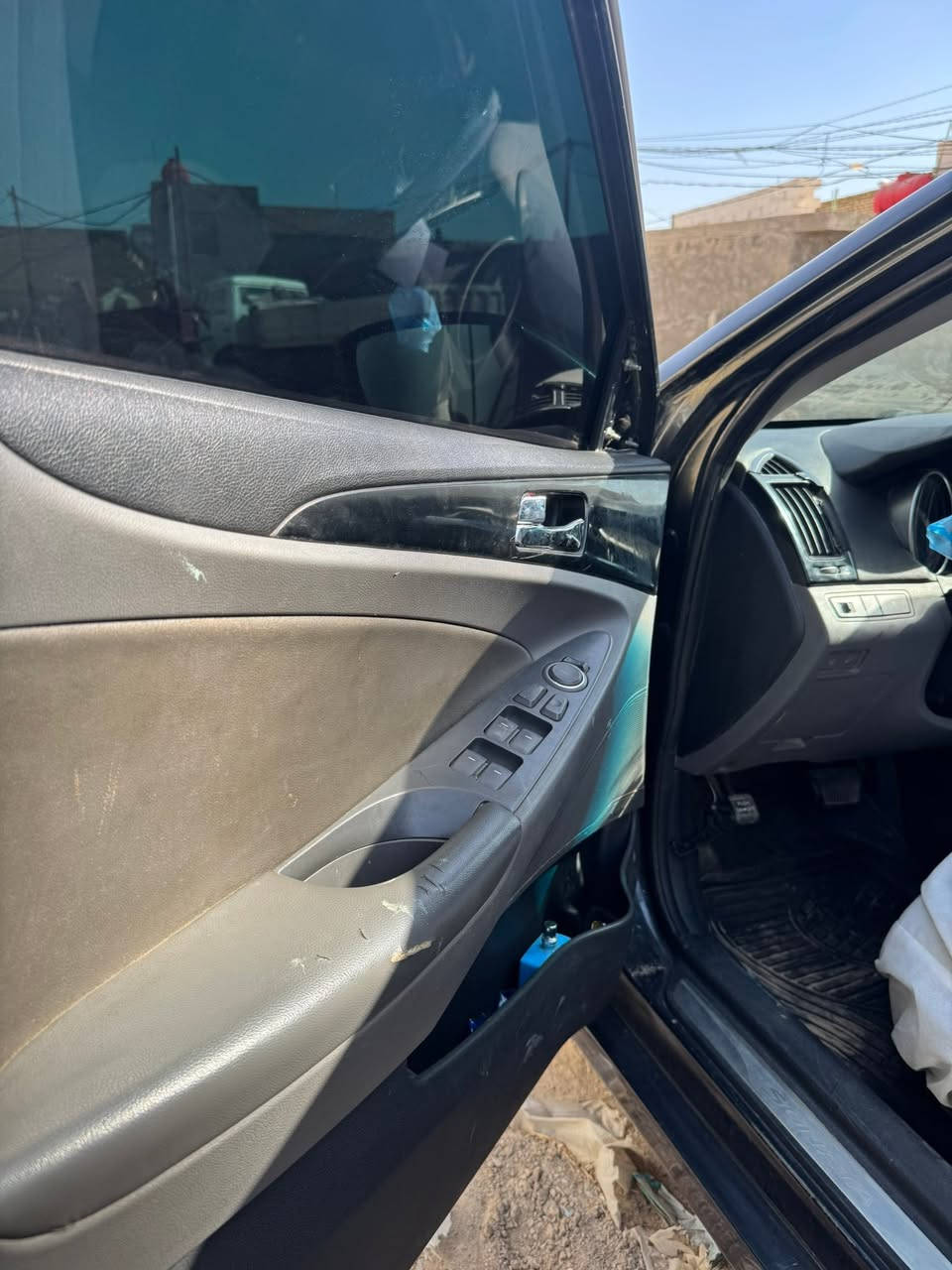 سوناتا موديل ٢٠١٤ اددواات ادواات  سياره جاهزه   رقم شمالي وسنويه طبق الاصل  متومه   بصمه - فتحه كير محرك تبريدها ثلج. بانزين. بانزين مكانه نجف ب ٤٠ وبيه مجال اي استفسار خاص 
  مراوس بغاز اذا اكو


**إذا كنت صاحب هذا الإعلان وتريد حذفه لأي سبب، رجاءا أرسل رسالة إلى الدعم الفني**