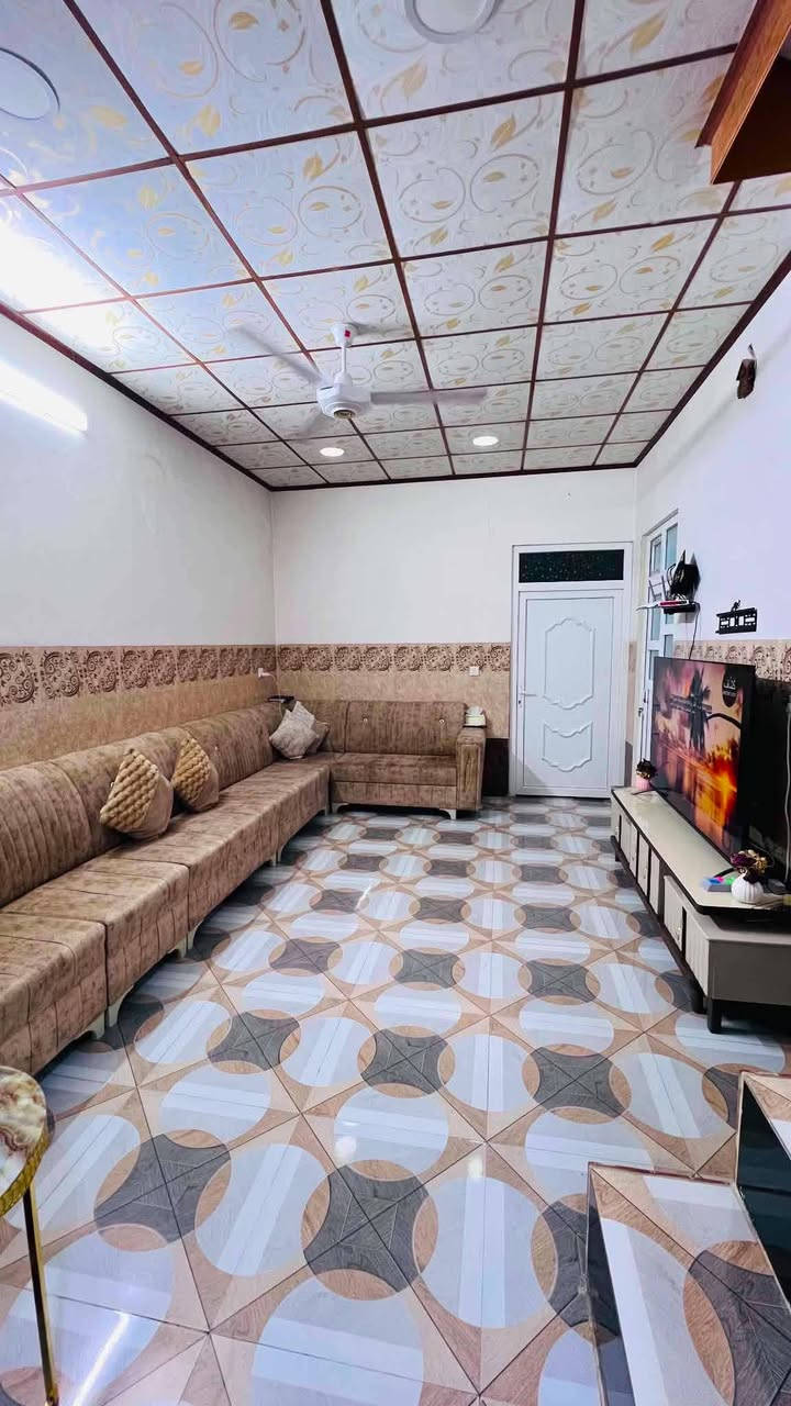 بيت للبيع 100 متر ملايين الثانيه واجهه 5 طابق واحد غرفه وحده خدمات فول تبليط سعر 60 يرهم اقساط عنوان موصل للاستفسار خاص #موصل #الجميع #للبيع


**إذا كنت صاحب هذا الإعلان وتريد حذفه لأي سبب، رجاءا أرسل رسالة إلى الدعم الفني**