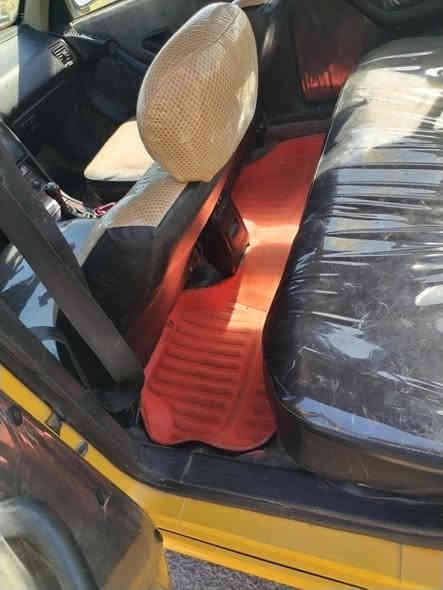 السلام عليكم بيجو بارص موديل ١٥ رقم بغداد دولي هسه داكه مكان بغداد الحسينيه مال المعامل محرك وكير مكفوله سياره بيه بس جاملغ ألمامي صبغ فقط السعر ب٤٨ وبيه مجال الشراي *********** تصل
