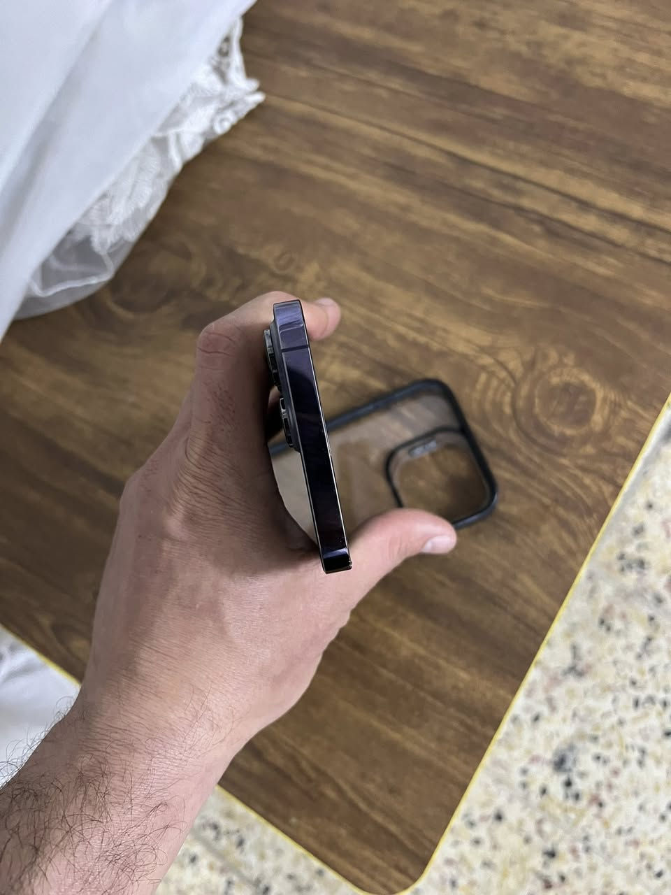 سلام عليكم ايفون 14 برو ماكس بطاريه مبينه بل صوره مبدله بلادي بس ضهر مبدل اصلي جهاز كله بلادي بغداد حي العامل ***********
