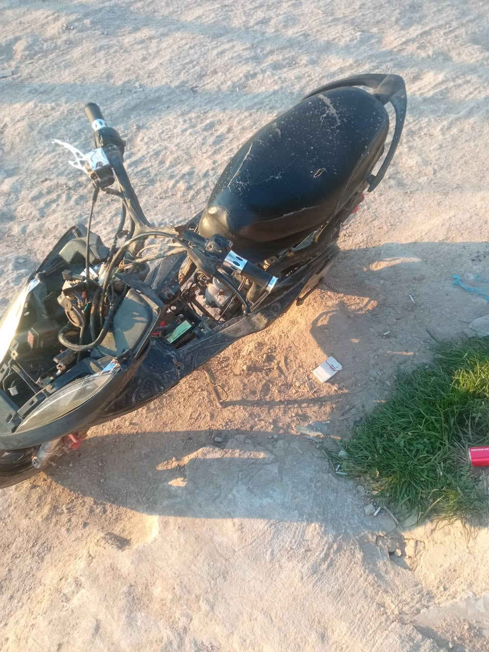 السلام عليكم ماكس للبيع نظيفه وما مفتوحه بوشه 49 عاوزها كفرات السعر 325 وبيها مجال الوان حله شارع 80 قرب الساده ابو خطاب ***********
