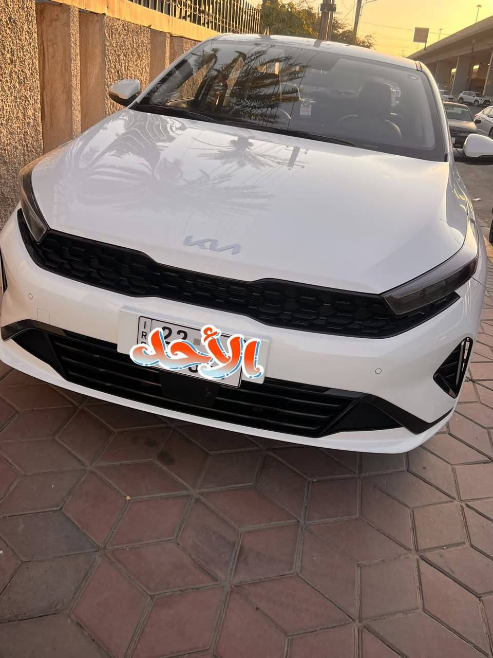 السلام عليكم كي ٣ موديل ٢٠٢٥ ماشيه ١٨ الف نظيفة  جدا كفاله عامه  رصعه وحده بالبنيد ادامة كل ٣ الف كيلو دهن ادنول بنزين سوبر ومحسن  سنويه بأسمي اربيل تحويل  تتكاتب اليوم باجر كدامك بالمرور بلا منيه واتشرف  السعر  ١٤٤ وبيها مجال بسيط  *********** مكان السياره بغداد
