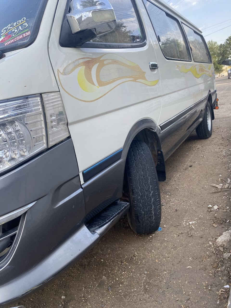 سلام عليكم حبايب فتون الوان موديل 15سياره كفاله عام عده هاي طخه وره باب السلايت الباقي كفاله عام من كلشي سياره ما عايزه برغي 
سياره موصليه حبايب موصليه البيع او ترهم مراوس مكاني بغداد وهاذ رقمي ***********
