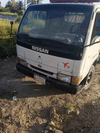 نيسان كابستر • ٢٠٠٤ • بصرة