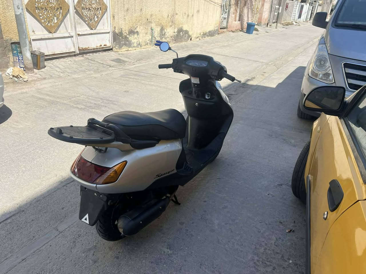 درجة سبيسي ياباني كفرات اصليه أبو الختم كابريتر اصليه كهربايات كله شغال قفل صندوق وستيرن شغالات كله نقص ما مبيه جاهزه سلف هندر شغال مكينه خرسه نعومة فول  درجة جاهزه الهاتف*********** المكان كوت الزهراء
