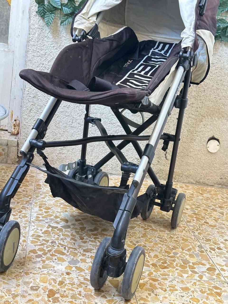 السلام عليكم
عربانة طفل للبيع بآلة قوية 
 سعرها ٤٥


**إذا كنت صاحب هذا الإعلان وتريد حذفه لأي سبب، رجاءا أرسل رسالة إلى الدعم الفني**