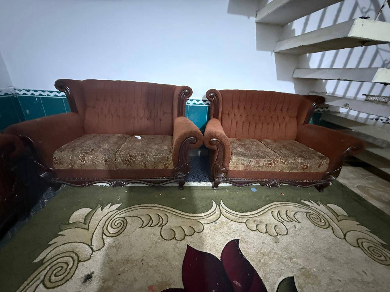 السلام عليكم بيع مستعجل كاونترات عدد 2 ارضي ومعلق سعر الواحد 100 الف
تخم قنفات 9 نفر قوي درجة اولى سليم من اي عيب السعر 225 الف مكاني النجف


**إذا كنت صاحب هذا الإعلان وتريد حذفه لأي سبب، رجاءا أرسل رسالة إلى الدعم الفني**