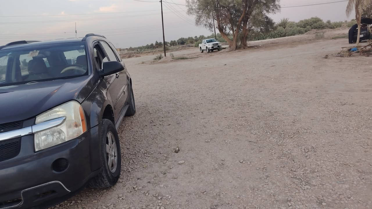 شوفر كوينس مديل 8 مكفوله من ضربه وصبغ مكينه كير حداديه تبريد جاهزه سياره مكانه ديوانيه شاميه  سعر 65 ***********
