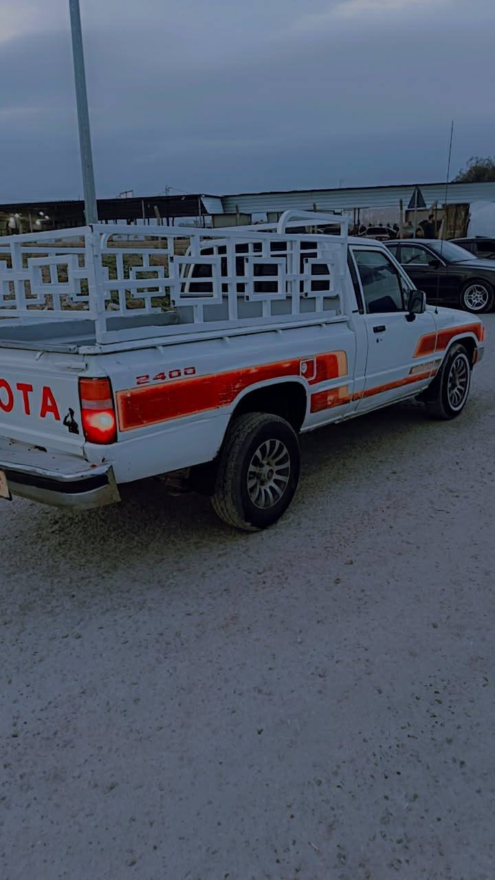 پیکاب کرۆسیدە  88 بەس ئەوەلیاتە  سەنەوی اسلی   بێ تحویل گێر مکینە  اکسل  بەشەرت   پێشو پاش  بەشەرت  لەسەر وزعی  شەریکە  لۆک لۆک  سعر 38 قزای بەردەرەش ***********
