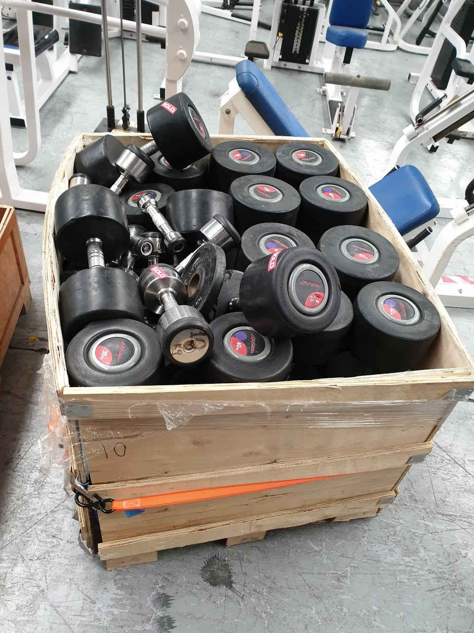 للبيع (سعر الكيلو الف ونص دينار فقط) .. اوزان ثقيله جديده ومستعمله نظيفه 100% , متعددة الاحجام والنوعيات , جودة عالية من الاسواق الاسترالية ( درجة اولى )
للبيع ( الاوزان مشكله) 
يرجى الاتصال للشراء او الاستفسار حصرا على التلفون :
9647815808901+ واتس اب
عنوان المخزن كربلاء - الحر
للبيع (سعر الكيلو الف ونص دينار فقط) .. اوزان ثقيله جديده ومستعمله نظيفه 100% , متعددة الاحجام والنوعيات , جودة عالية من الاسواق الاسترالية ( درجة اولى )


**إذا كنت صاحب هذا الإعلان وتريد حذفه لأي سبب، رجاءا أرسل رسالة إلى الدعم الفني**