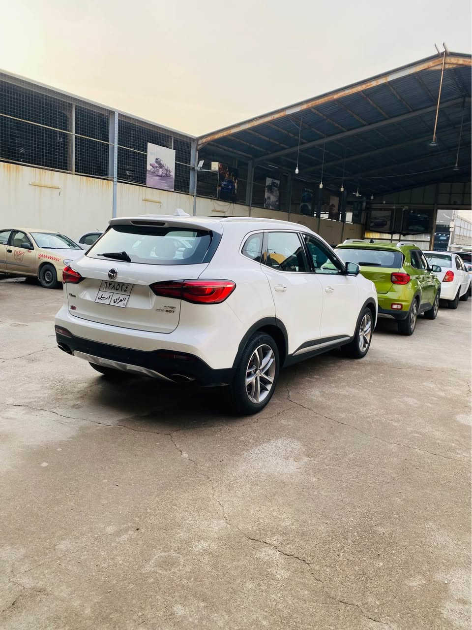 mg hs 2021
مواسەفاتی فول فولە گئڕو مەکینەی بەشەرتە ٥٨ هەزار ڕۆشتووە
یەک بست pdr ی هەیە 
موشتەری نیت سەرم مەئێشێنە بەتەحەداوە بەوسعرانە دەس ناکەوێ
*********** أربيل, العراق
