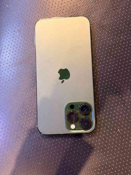 ايفون 13برو ماكس شرق اوسط لون زيتوني ذاكره 256 بطاريه 93 جهاز جان مضموم ماملعوب بي ابد شخط مابي
سعر 800 وبي مجال 
مكاني كوفه رقم ***********
