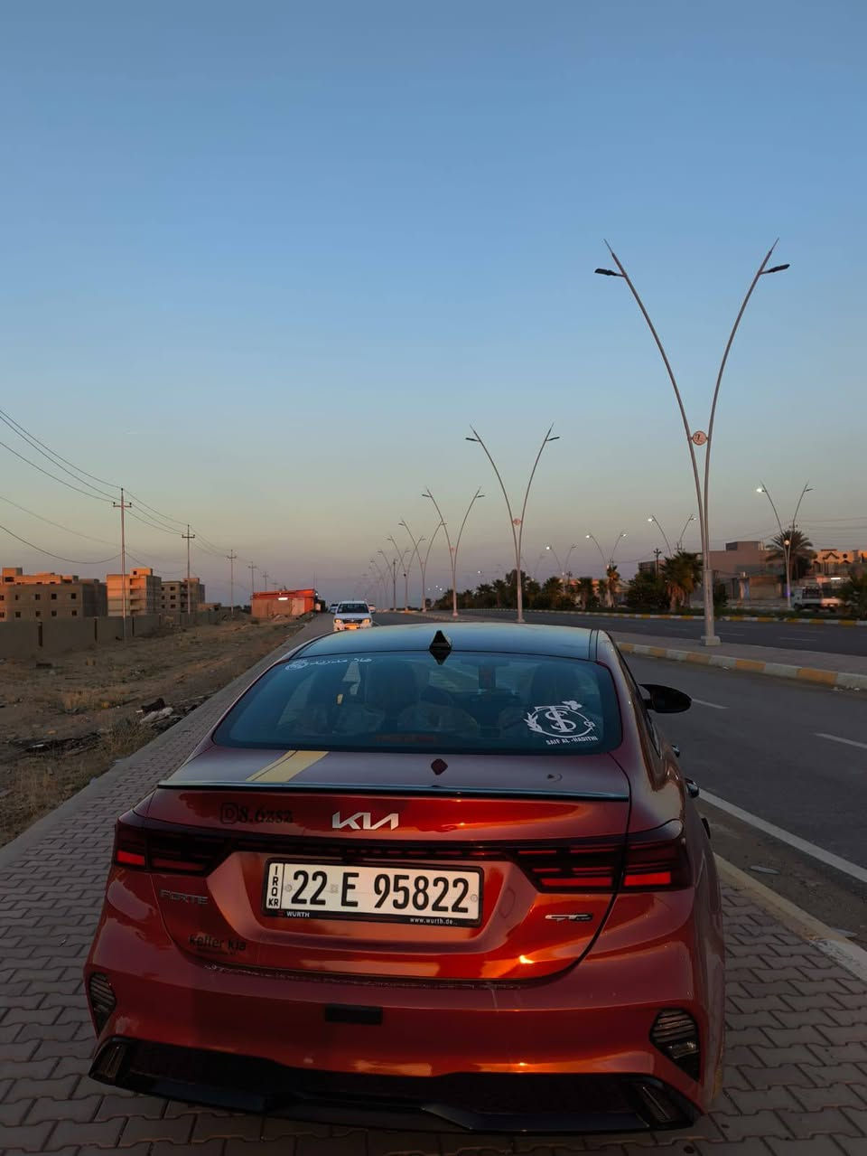 السلام عليكم ورحمه الله وبركاته
سيارة فورتي جي تي لاين 
فول مواصفات واحد على واحد 
ضررها الباب الخلفي من جهت سايق 
محرك 2000 دوش 
فتحته سقف اشاير مري نقطه عمياء بالمري 
كشنات تدفئة وتبريد مختمه جي تي لاين 
سيارة حيل حيل نظيفة مكانها (صلاح الدين تكريت) 
سعرها 170 ورقة وبيها مجال للطيبين 
📍ملاحظه الستيكرات والاشرطة صفر للجماليه فقط 
للتواصل :*********** السيارة باسمي تحويل ثاني يوم
