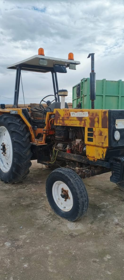 للبيع تركتر روسي موديل 2000 رقم نينوى محرك گير اكسل هيدروليك بشرط تايرات جدد***********
الخاص مفتوح
