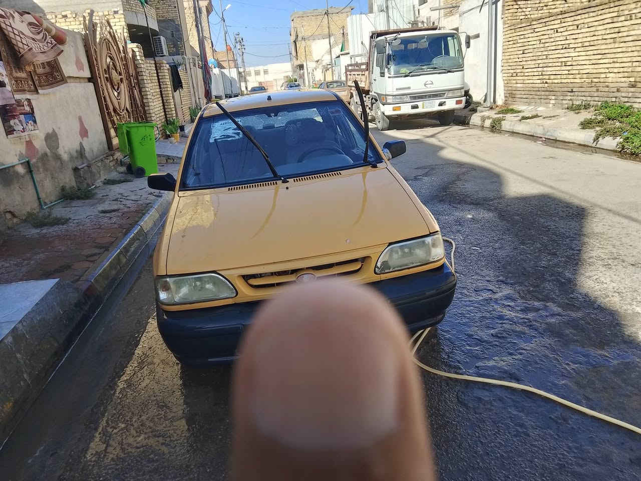 السلام عليكم سايبه موديل 15رقم بغداد مكفوله رقم وسنويه العلم سياره بدون اضباره السعر 18ورقه بيه مجال حق الجيه مكان واسط الكوت ***********
