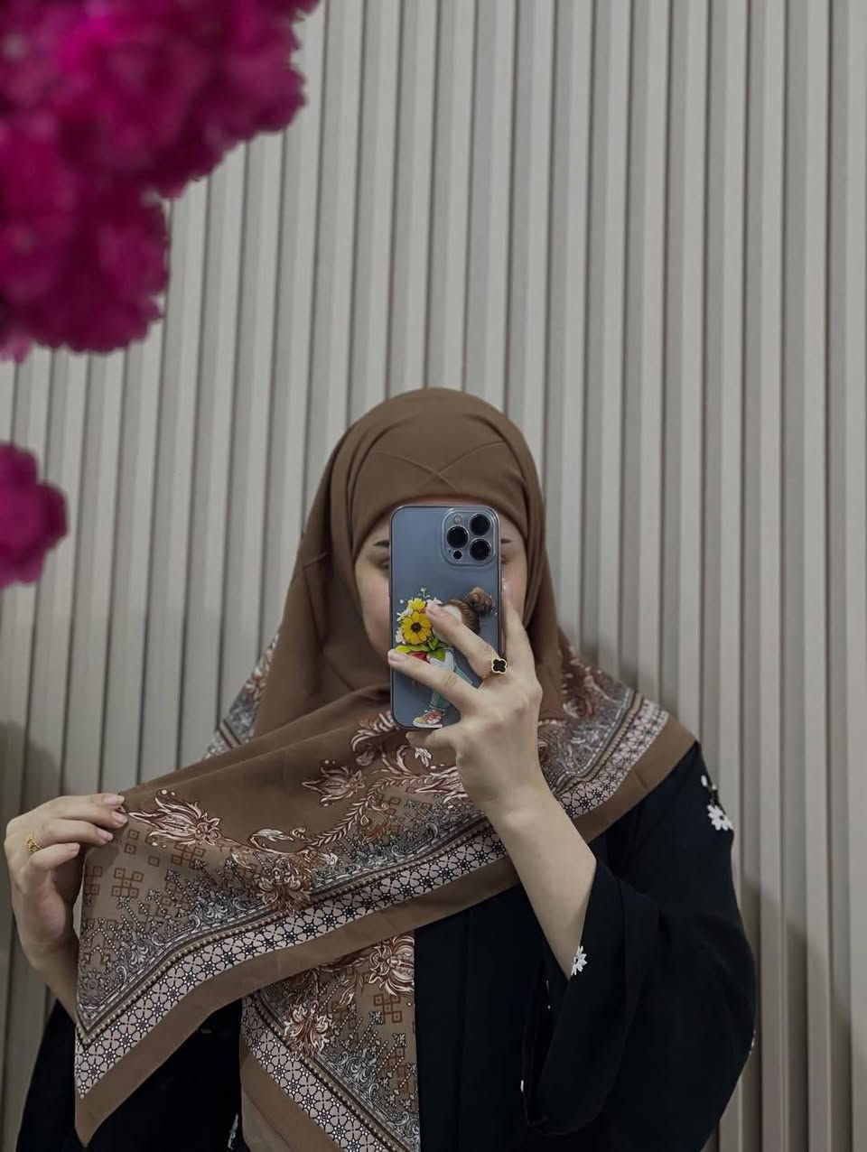 لكل قطعة حكاية ولكل لون بصمه
  تألقي بحجاب يمنحكِ الثقة والجمال
العنوان / بابل / القاسم /شارع الصياغ /فرع المجمعات /مقابيل مجمع عقيل وباقر


**إذا كنت صاحب هذا الإعلان وتريد حذفه لأي سبب، رجاءا أرسل رسالة إلى الدعم الفني**