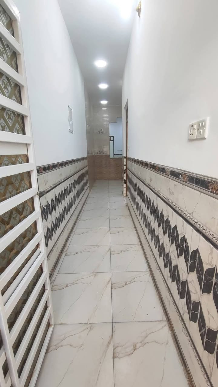 دار للبيع حي الصحفيين مساحة ١٠٠متر طولاني طابق واحد بناء حديث ٢٠٢٥ بلگوك الاول للاستفسار والاتصال على رقم ***********☎️📞
