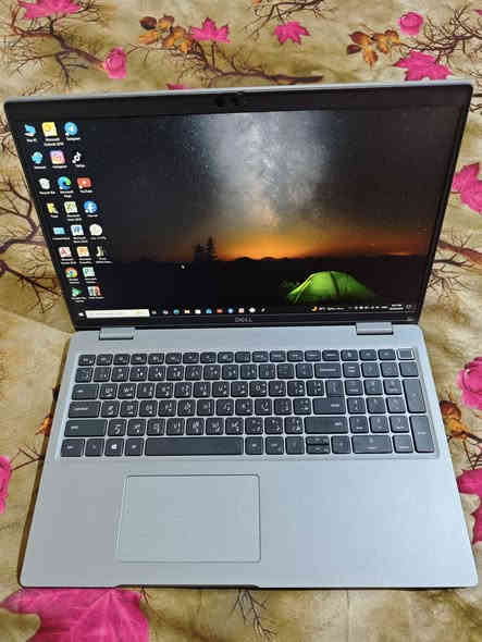 من رخصة مدير الكروب
السلام عليكم لابتوب ديل ليوتيد 5520 
اهم مواصفاته الذاكرة ssd256 قابله للتطوير تصل الى 2TB PCLe 
والعشوائيه 8 كيكا نوع DDR4 يدعم الى 64 GB
وكرت الشاشه 4 كيكا 
core i5 جيل ال11 لابتوب مواصفات شكاكيه 
والشاحنه تايب سي 65 واط 
والشحن مالته يدوم بطاريته قويه 

اريده مراوس بدراجه فراشه 
او بيع سعر 380 الف
الموقع البصرة الجمهورية 
الرقم ***********
