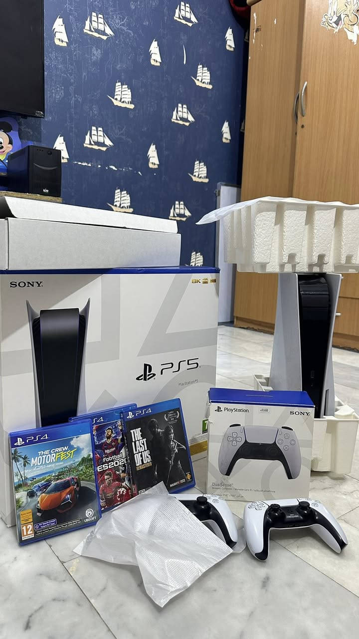 جهاز PS5 نظيف جداً جداً ، استخدام بيتي، ما داخل صيانة نهائياً ، مع الكارتون والوايرات):
🟥 يدة إضافية أصلية (مع كارتونها) عددهم 2 
🟦 غلاف بليستيشن ٥ إضافي احتياط ذهبي اصلي⚜️
مع قرص لعبة The Crew Motorfest 
+ The Last of Us قرص لعبة
:Remastered
& :eFootball PES 2020
عدد الاقراص 3 
المكان كربلاء 📍
السعر 680,000
للتواصل ***********
